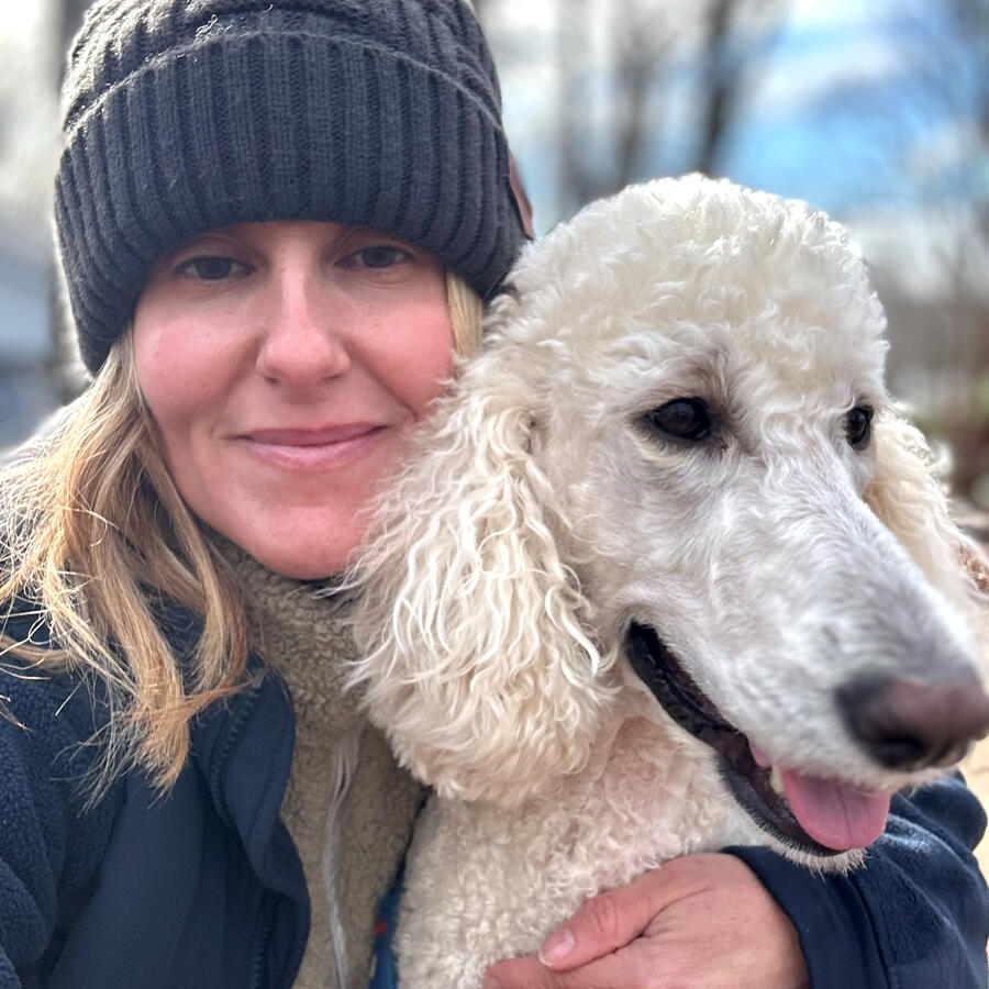 image of sara hinson and dog birdie